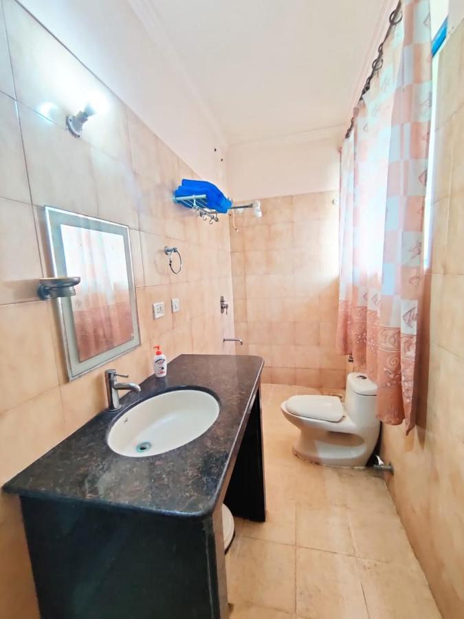 Amazing Hilltop 4 Bhk Villa With Private Pool Near Кандолім Екстер'єр фото